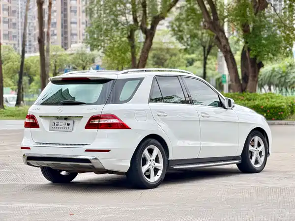 Mercedes-Benz M-Class 2014