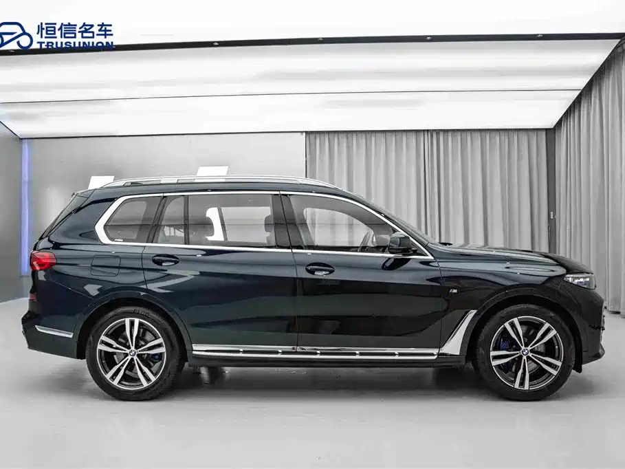 BMW X7 2021 — фото 4