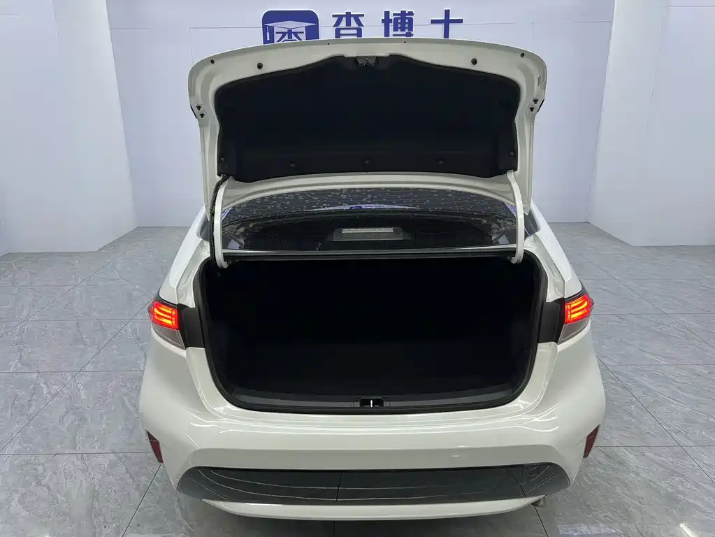 Toyota Levin 2022 — фото 18