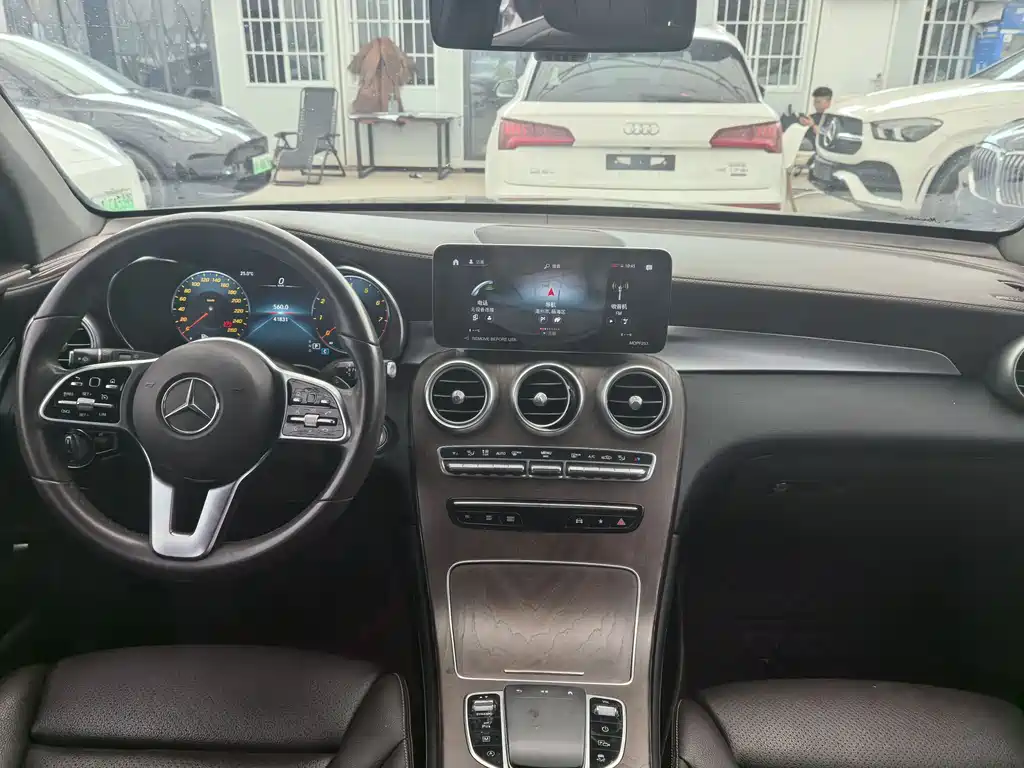 Mercedes-Benz GLC 2022 — фото 30