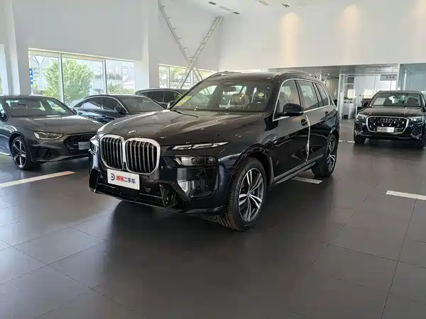 BMW X7 2024