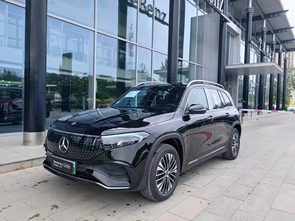 Mercedes-Benz EQB 2025