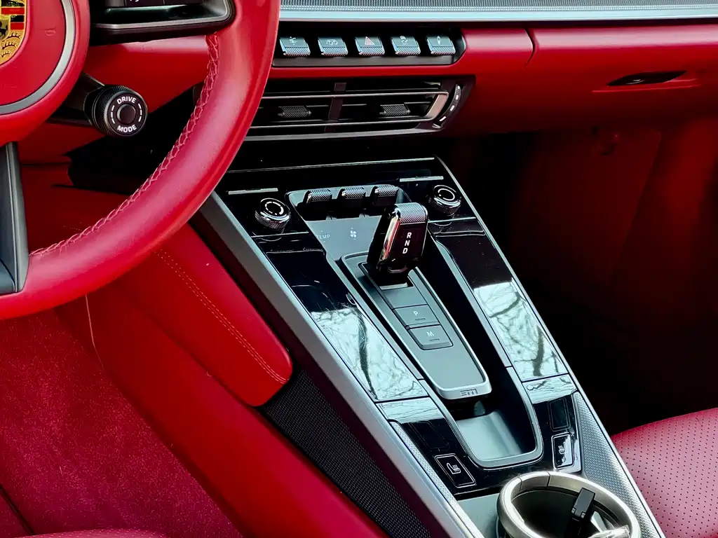Porsche 911 2021 — фото 12