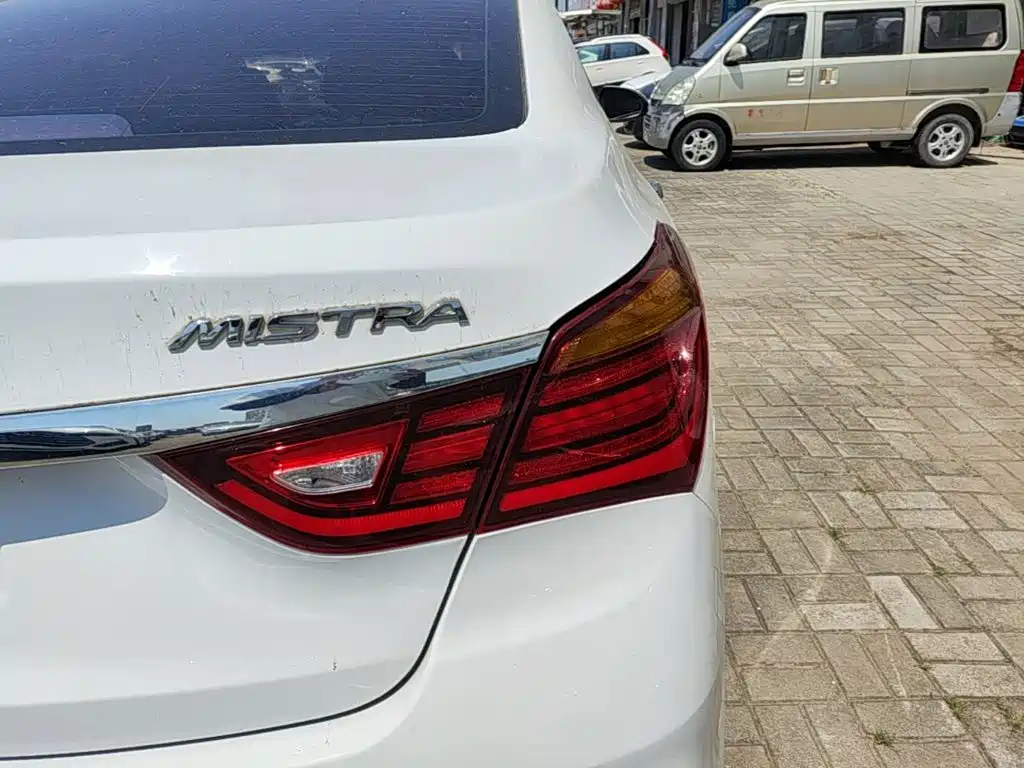 Hyundai Mistra 2017 — фото 8