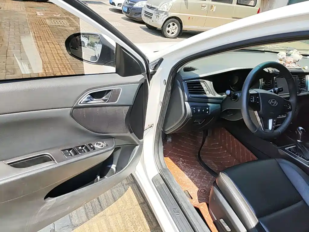 Hyundai Mistra 2017 — фото 16