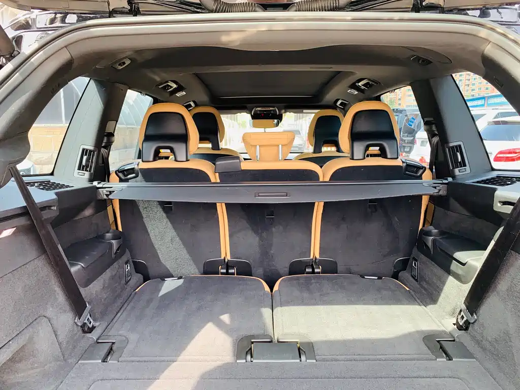 Volvo XC90 2018 — фото 7