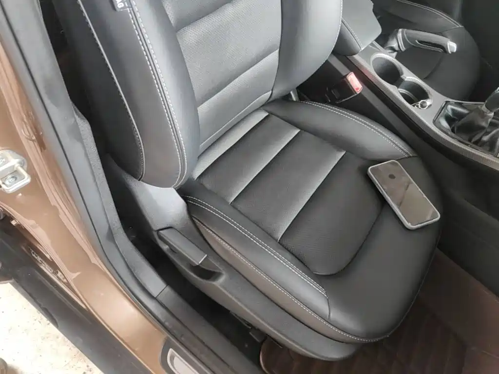 Geely Emgrand GS 2016 — фото 25