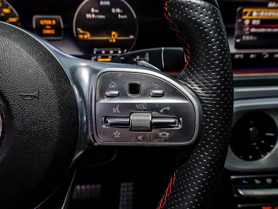 Mercedes-Benz G-Class 2023 — фото 16