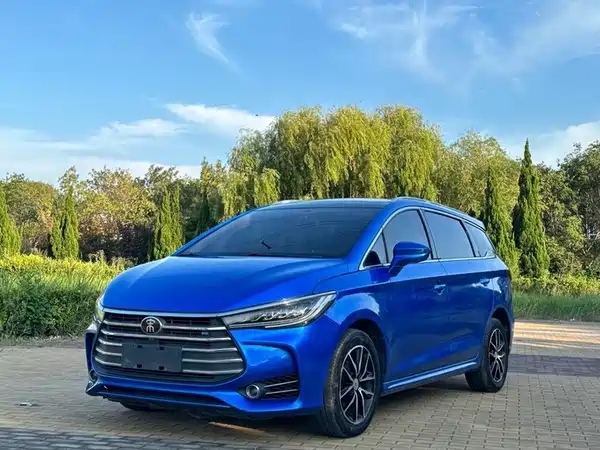 BYD Song MAX 2017