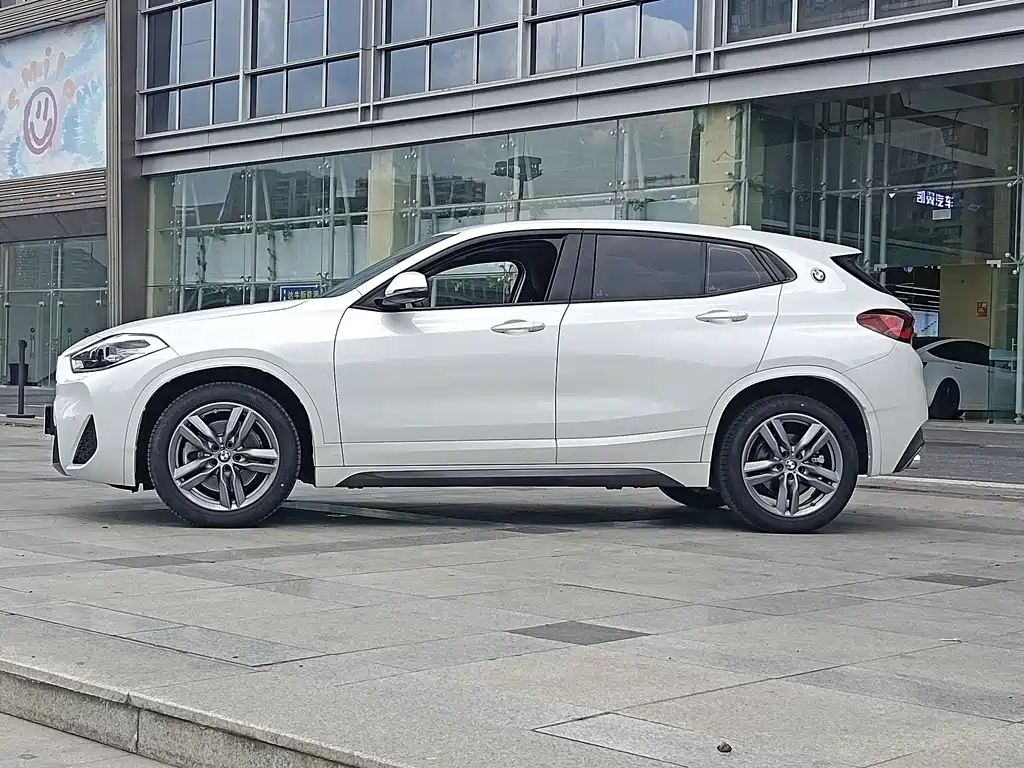 BMW X2 2021 — фото 5