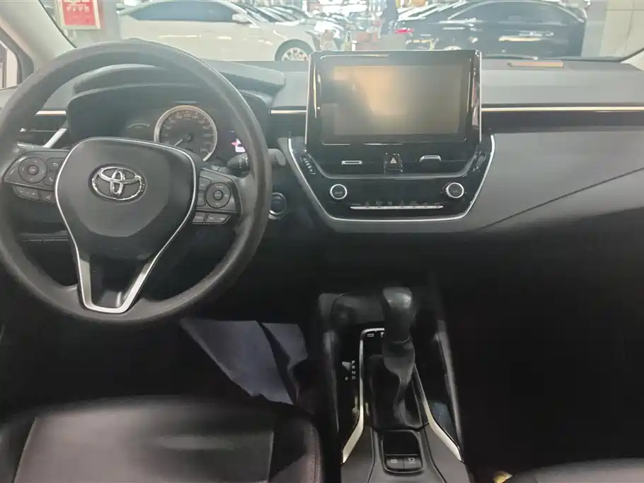 Toyota Corolla 2022 — фото 12