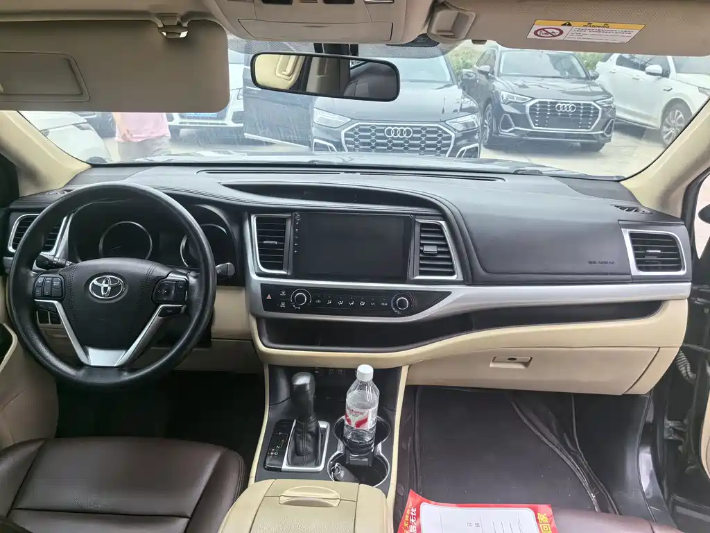 Toyota Highlander 2020 — фото 20