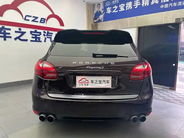 Porsche Cayenne 2014