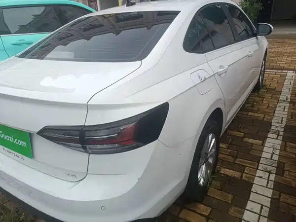 Volkswagen Lavida 2024