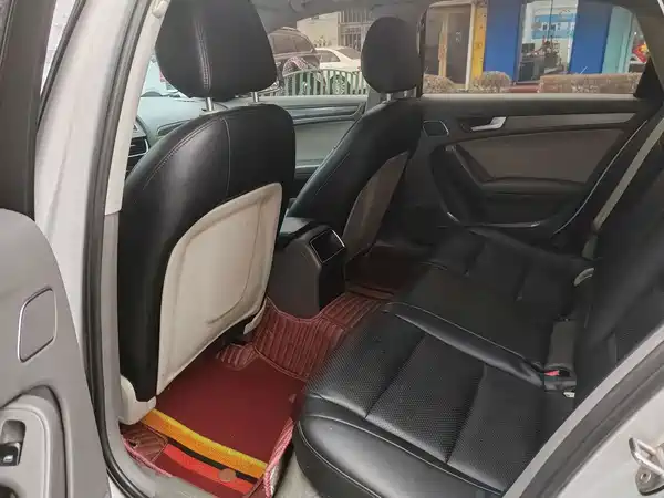 Audi A4L 2009