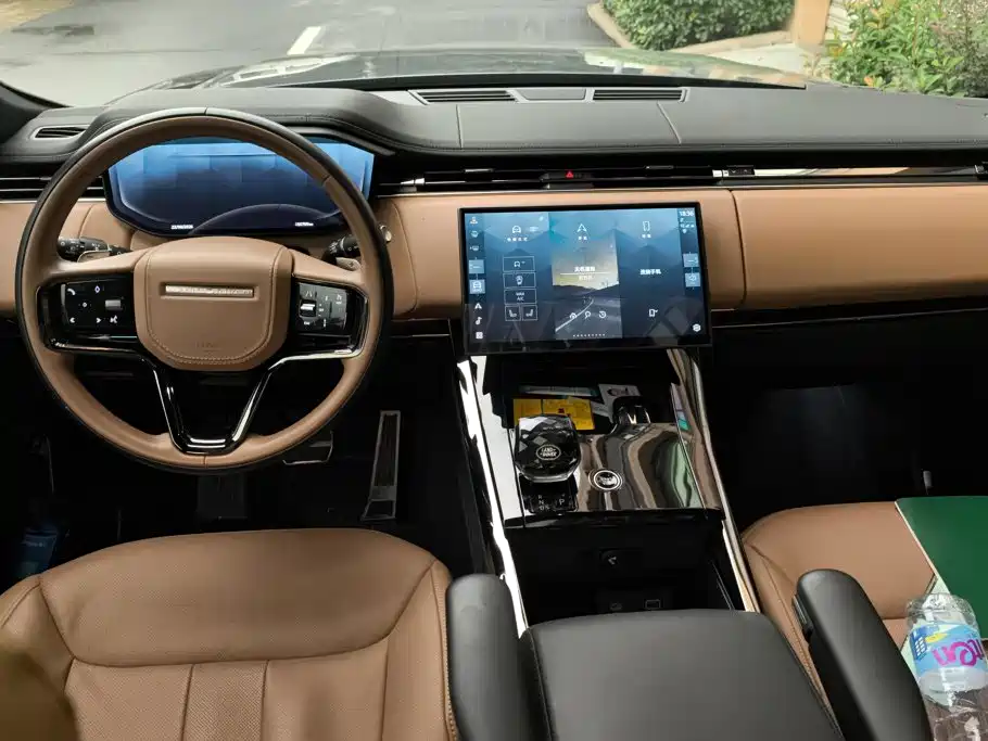 Land Rover Range Rover Sport 2024 — фото 10