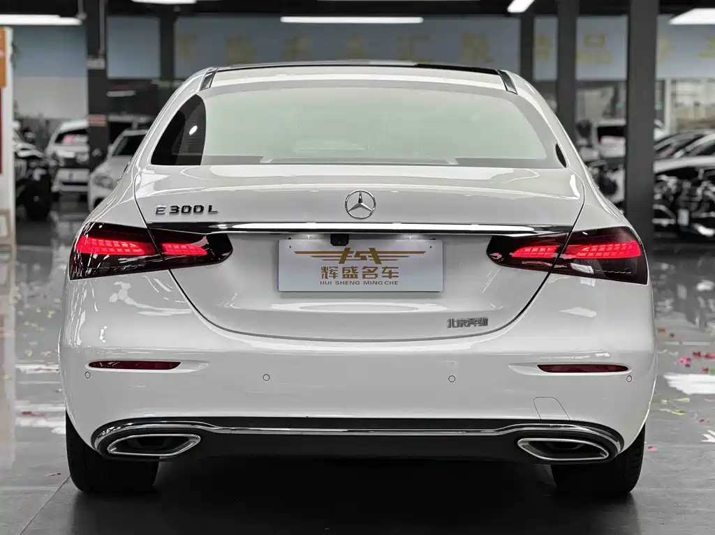 Mercedes-Benz E-Class 2021 — фото 4