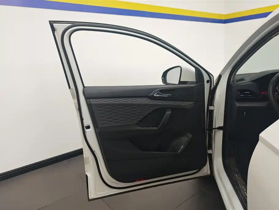 Volkswagen Tharu 2022