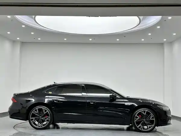 Audi A7L 2024