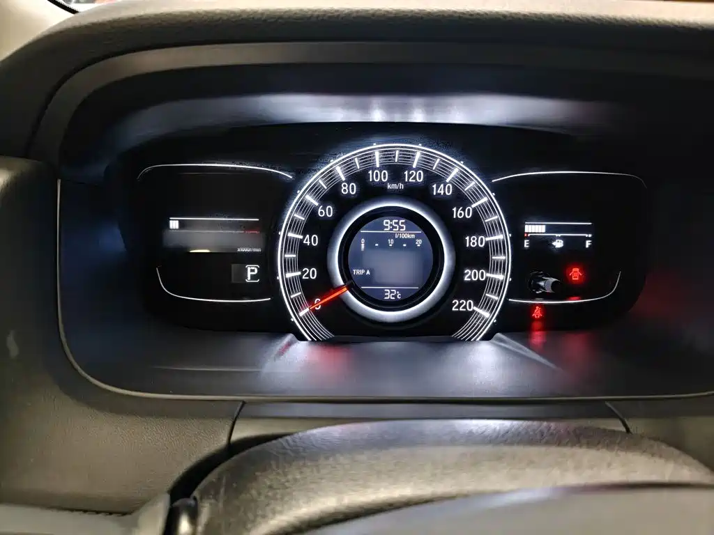 Honda Odyssey 2018 — фото 14