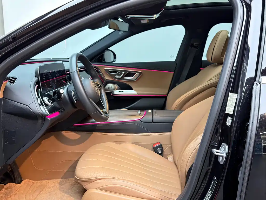 Mercedes-Benz E-Class 2024 — фото 13