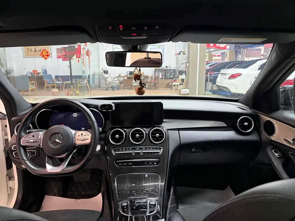 Mercedes-Benz C-Class 2019 — фото 5