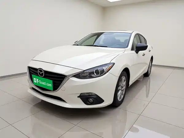 Mazda 3 Axela 2016