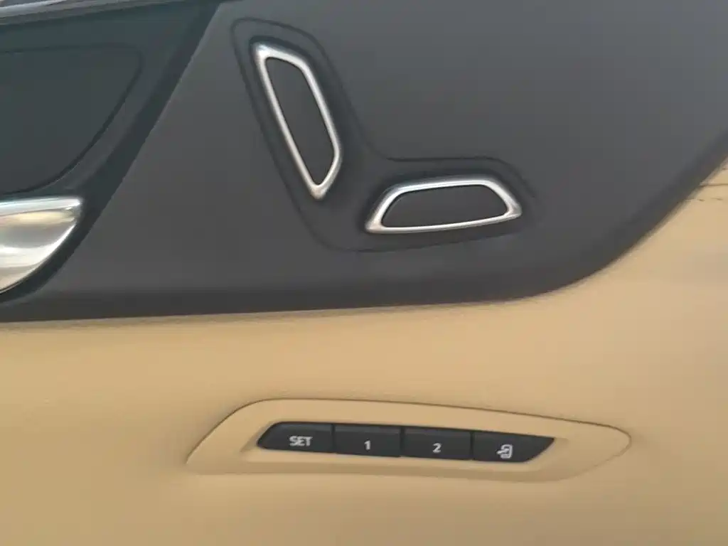 Cadillac CT6 2020 — фото 15