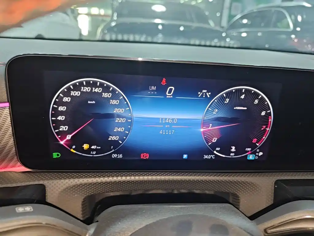 Mercedes-Benz A-Class 2023 — фото 12