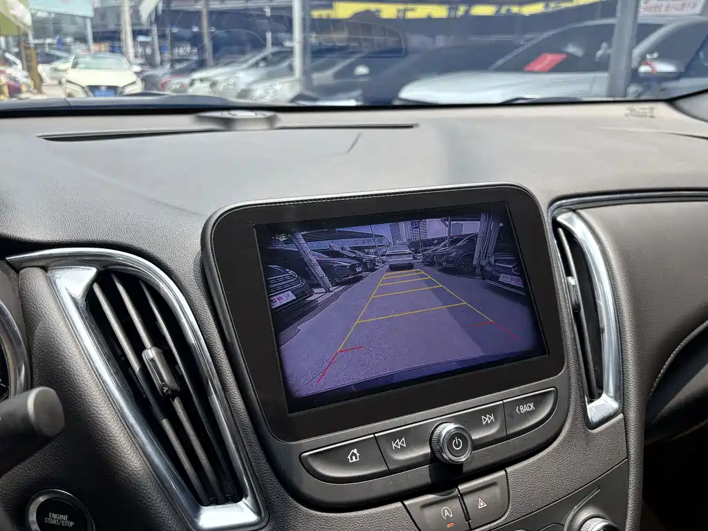 Chevrolet Malibu XL 2023 — фото 15