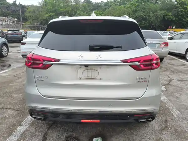 Hongqi HS5 2022