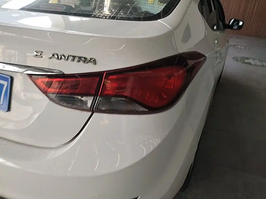 Hyundai Elantra Langdong 2017 — фото 8