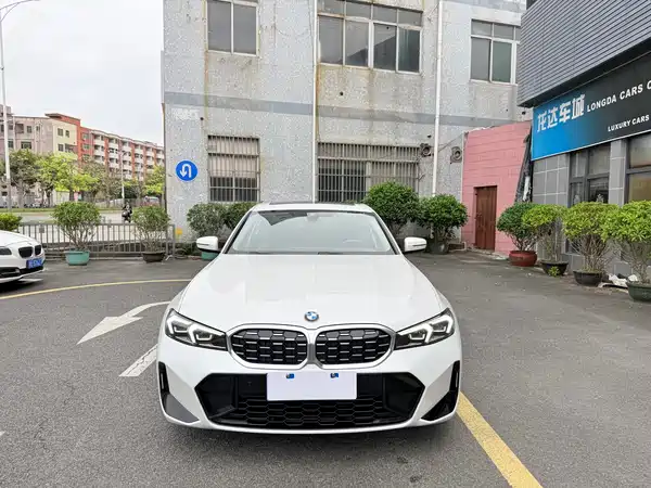BMW 3 Series 2023