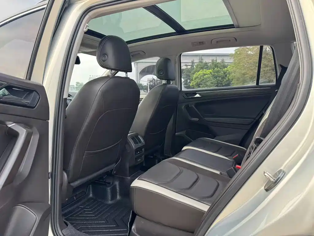 Volkswagen Tiguan L 2020