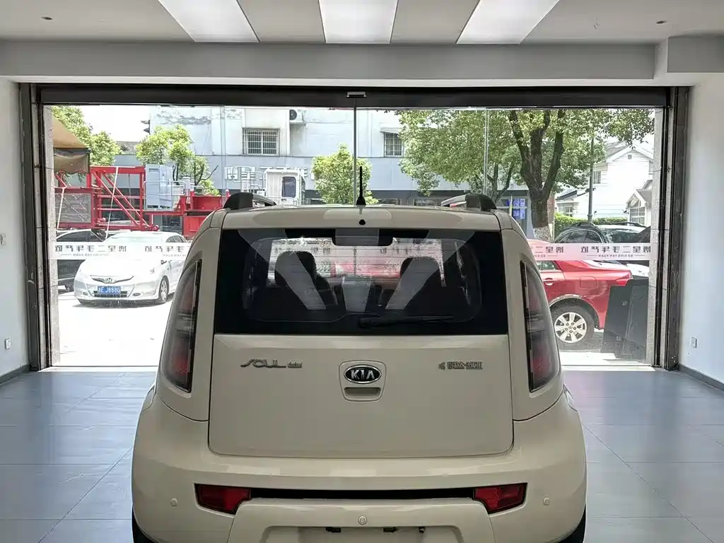 Kia Soul 2010 — фото 8