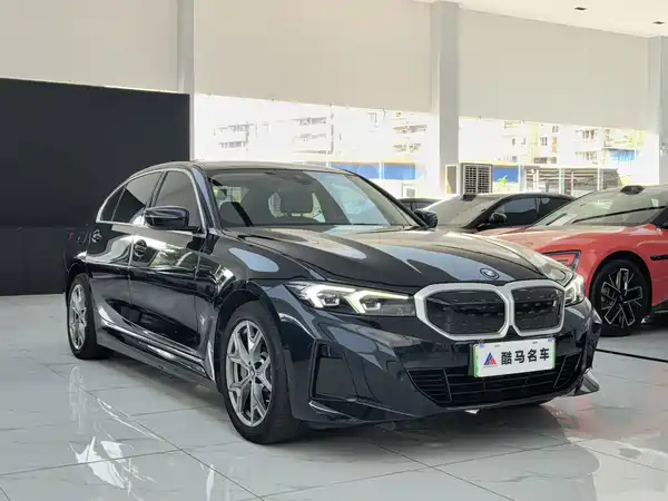 BMW i3 2023