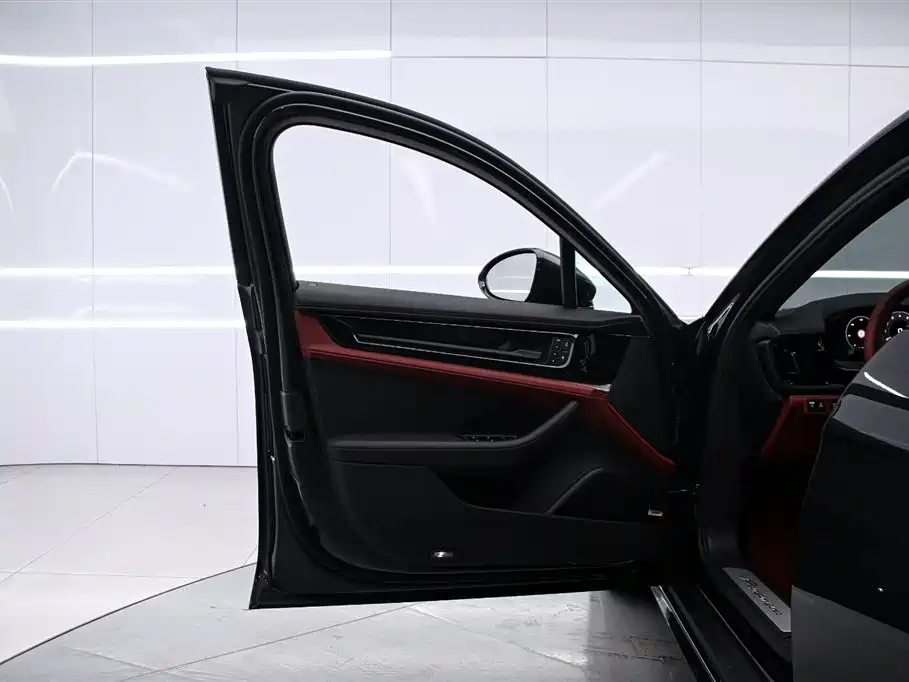 Porsche Panamera 2026 — фото 11