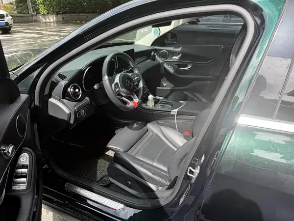 Mercedes-Benz C-Class 2020