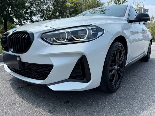 BMW 1 Series 2023