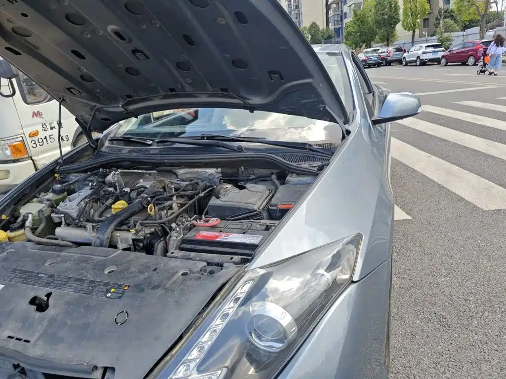 Renault Laguna 2015 — фото 21
