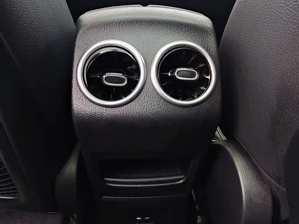 Mercedes-Benz GLB 2020 — фото 12