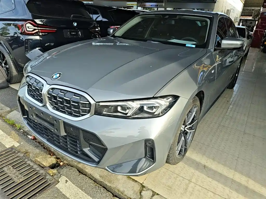 BMW 3 Series 2023 — фото 1