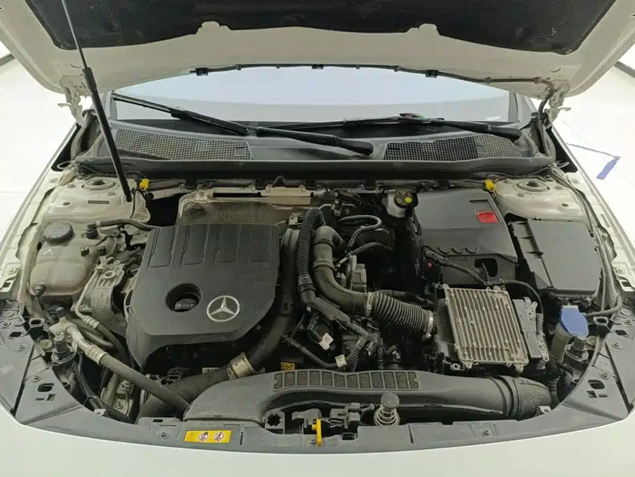 Mercedes-Benz A-Class 2023 — фото 10