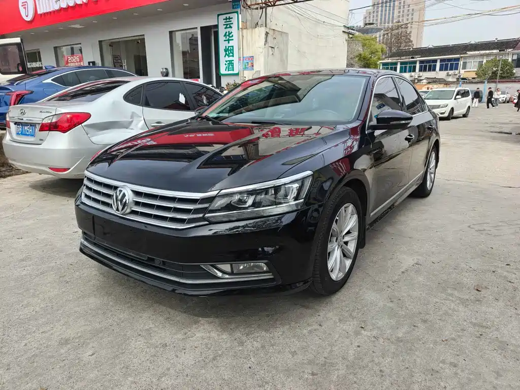 Volkswagen Passat 2016 — фото 1