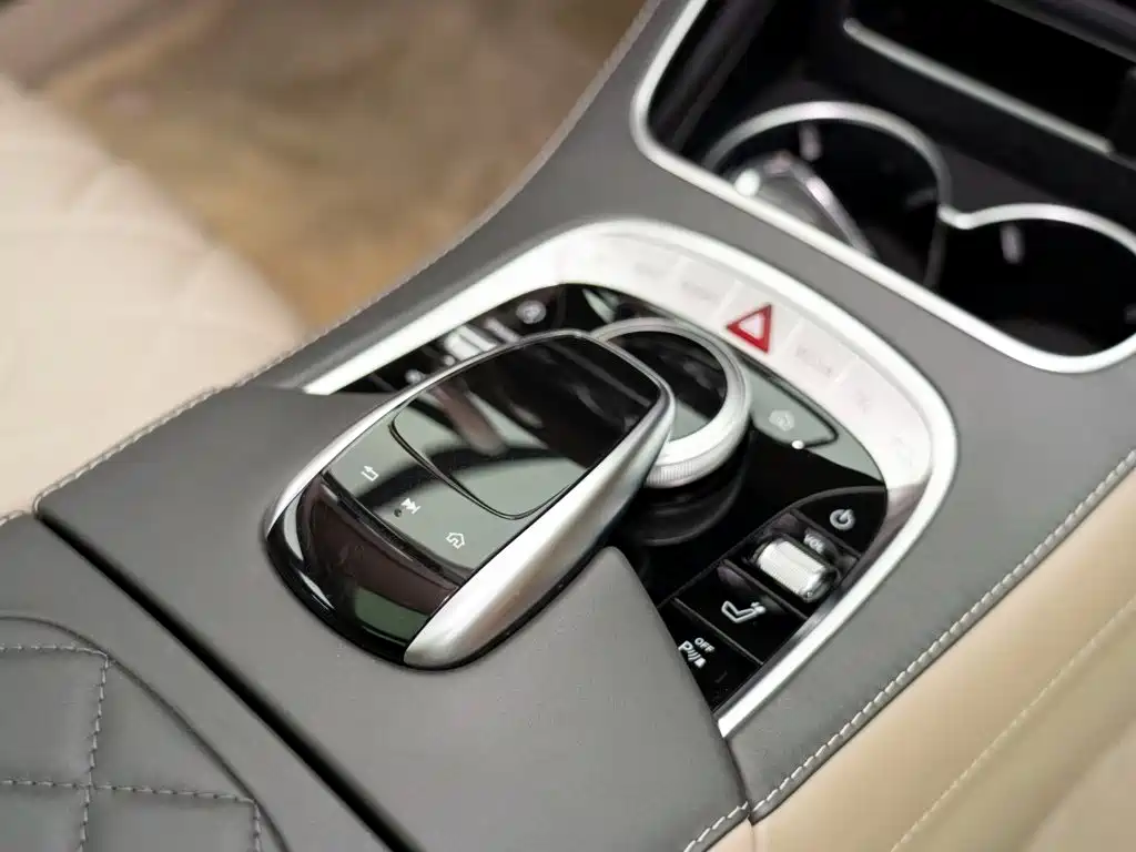 Mercedes-Benz Maybach S-Class 2019 — фото 16