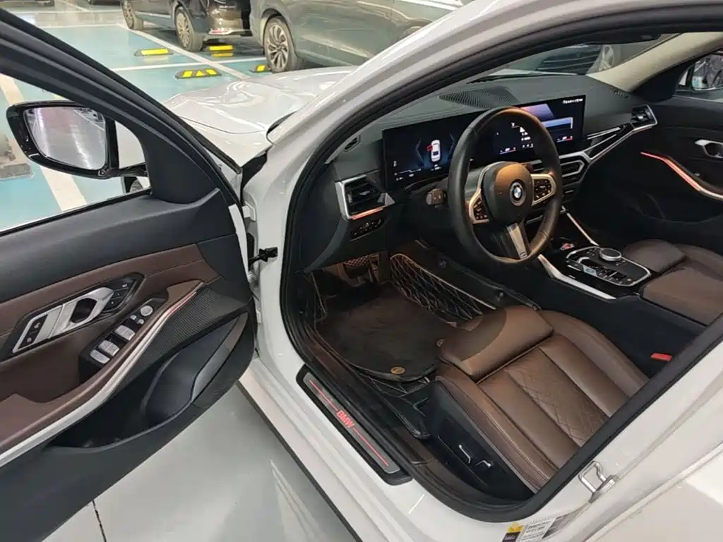 BMW i3 2024 — фото 16