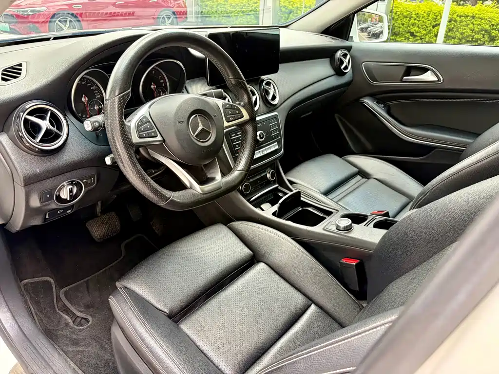 Mercedes-Benz GLA 2019 — фото 13