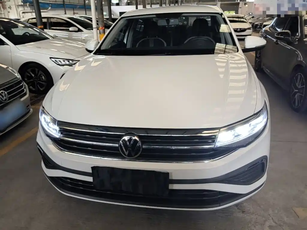 Volkswagen Bora 2024