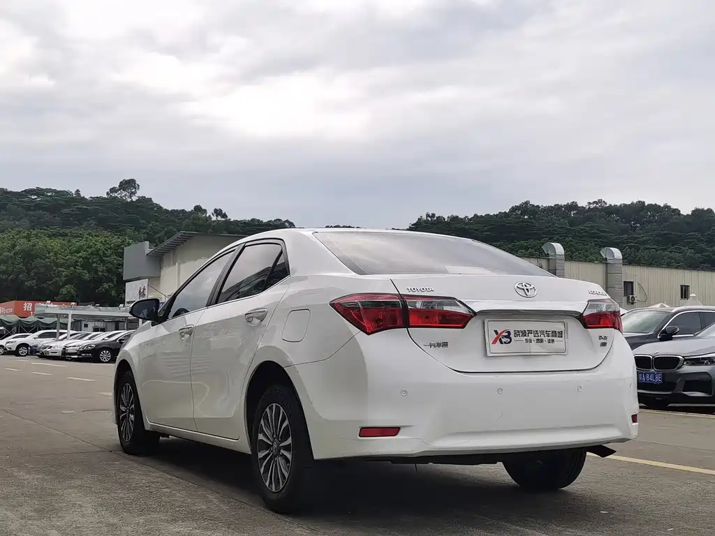 Toyota Corolla 2019 — фото 4