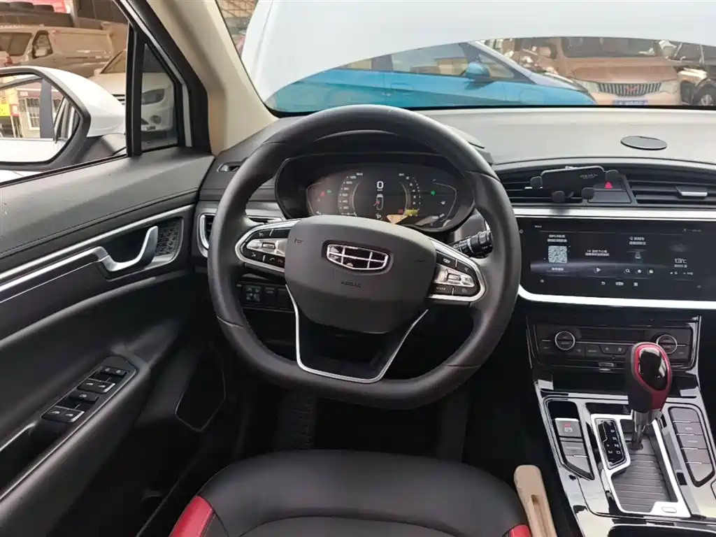 Geely Emgrand GS 2021 — фото 11